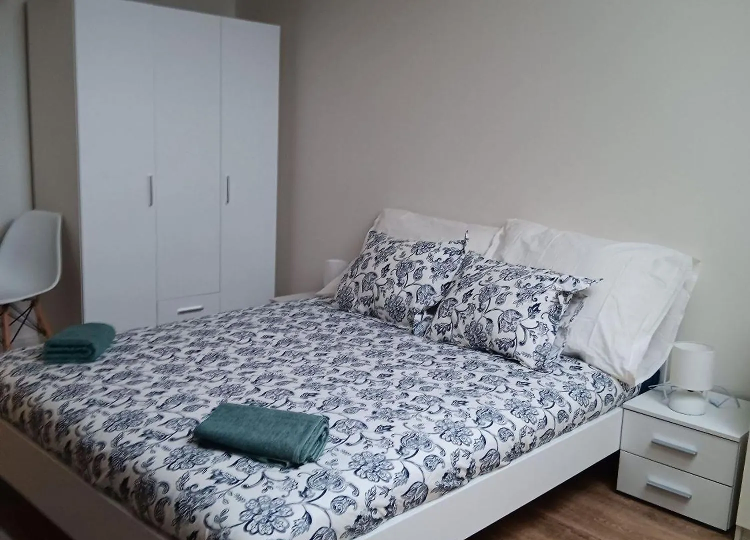 1 Bedroom Apartment At Prague 1 0*,